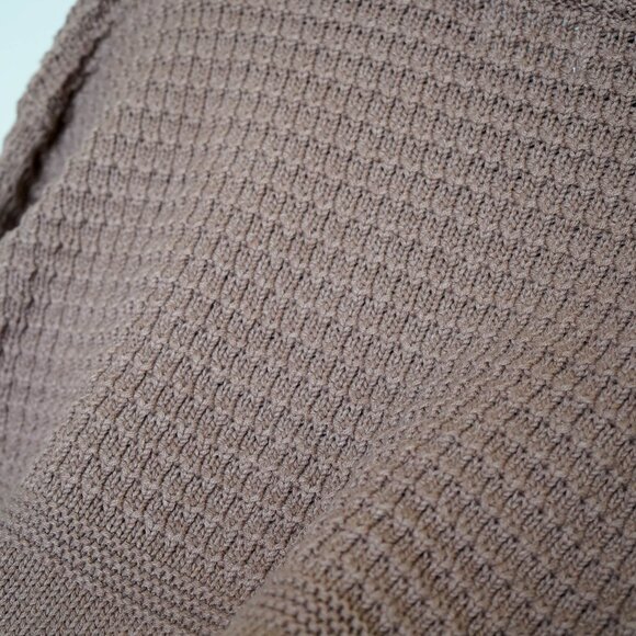 Universal Thread Cropped Sweater - Picture 5 of 6